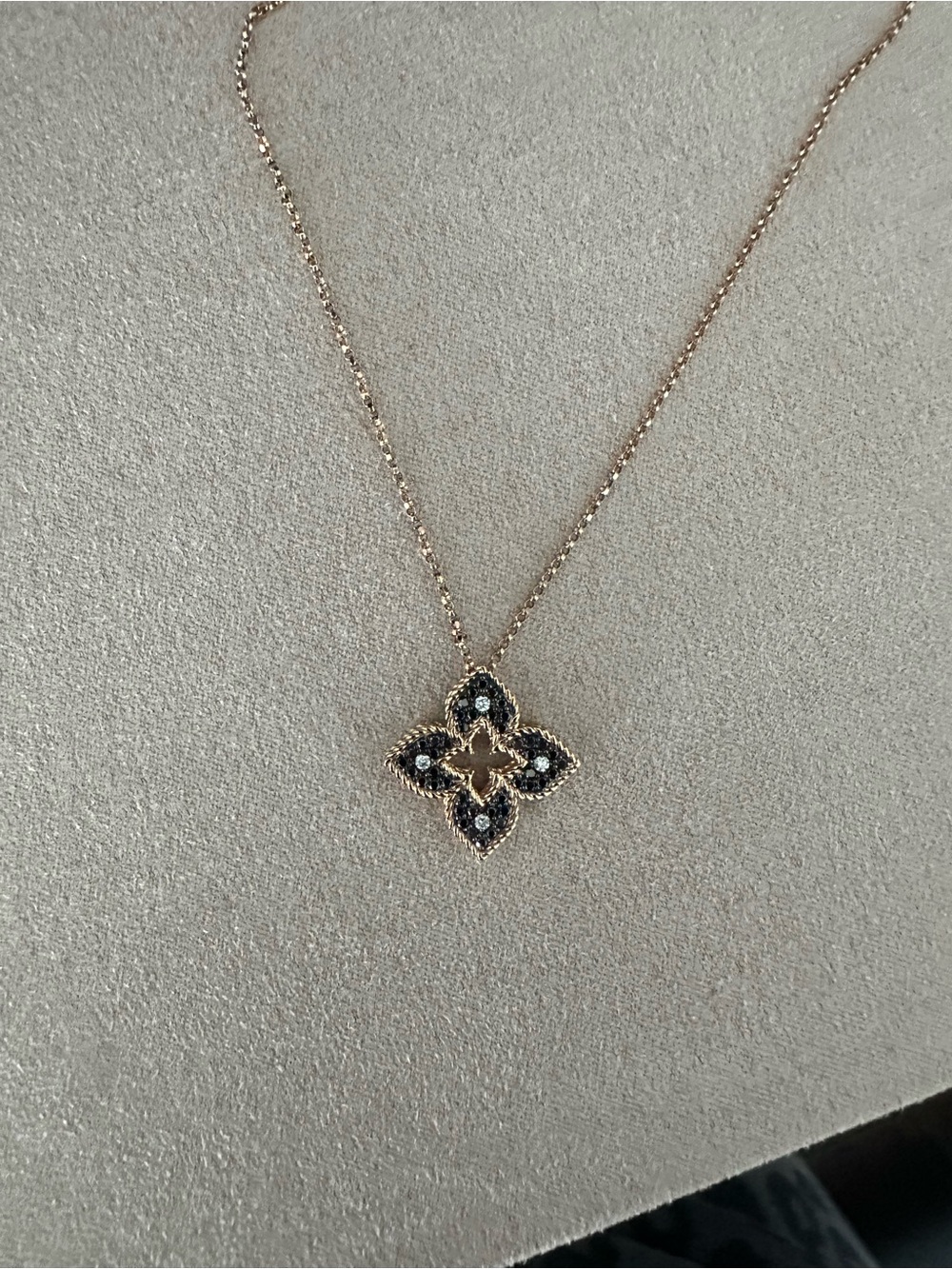 Roberto Coin Venetian Princess 18kt Rose Gold Pendant with Black/white diamonds
